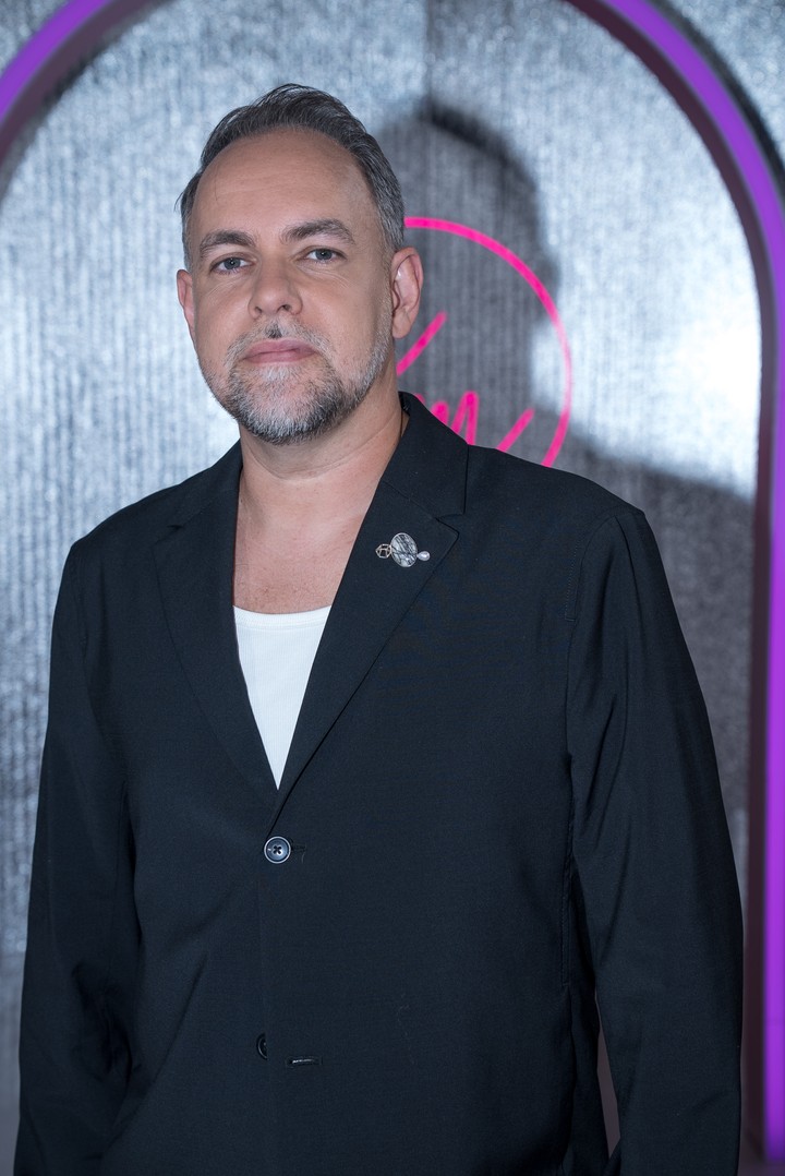 Nákupné maniačky - Marián Hornyák